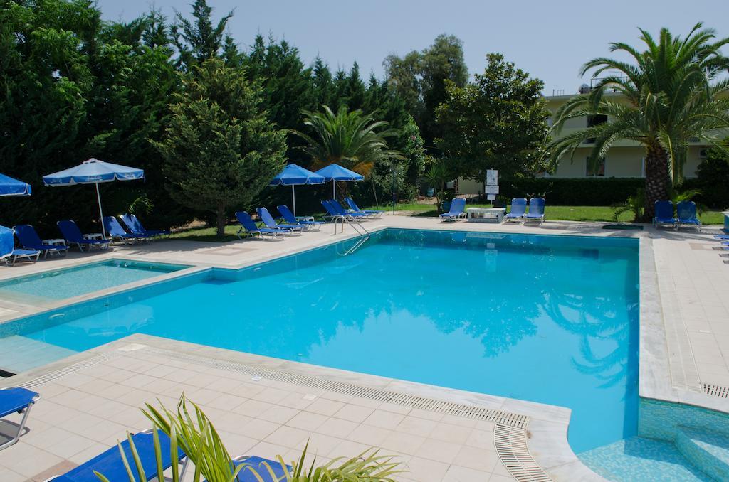 Francisco Beach Hotel Agios Andreas  Exterior photo